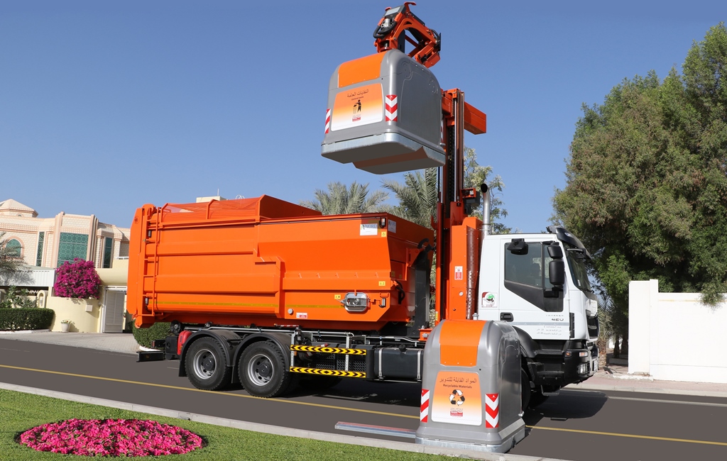 Advanced-waste-collection-system-introduced-in-Mamzar-area-1
